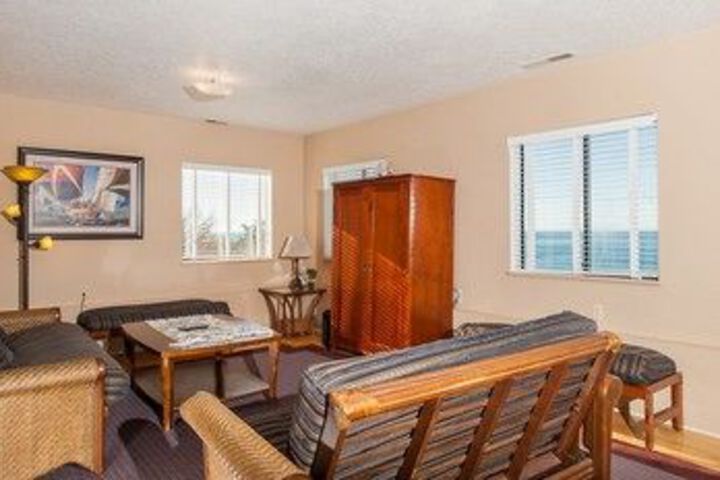 Eagles Crest 4 Br home by RedAwning
