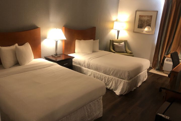 Room 40 of 94