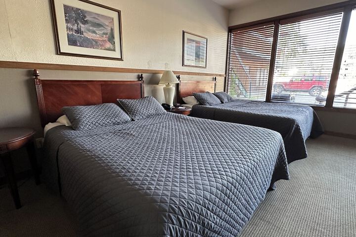 Timber Lodge Inn