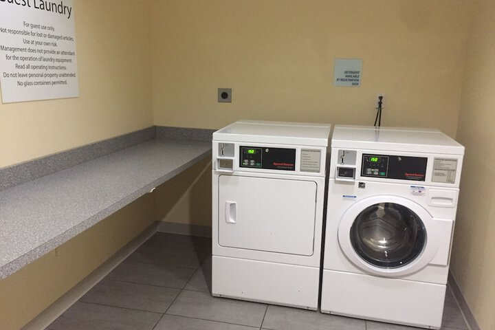 Holiday Inn Express & Suites Tahlequah by IHG