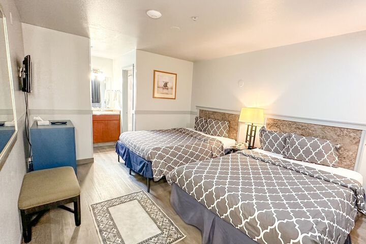 Americas Inn & Suite