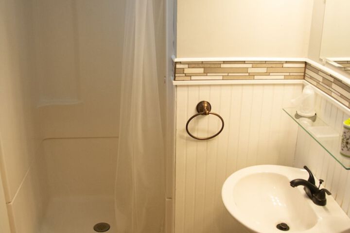 Room 5 of 21