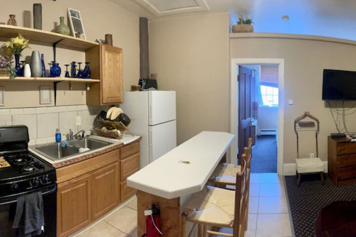Room 62 of 75