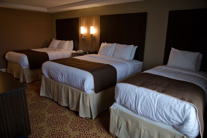 Room 15 of 32