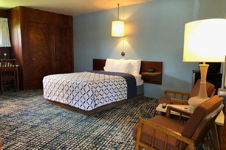 Room 26 of 51