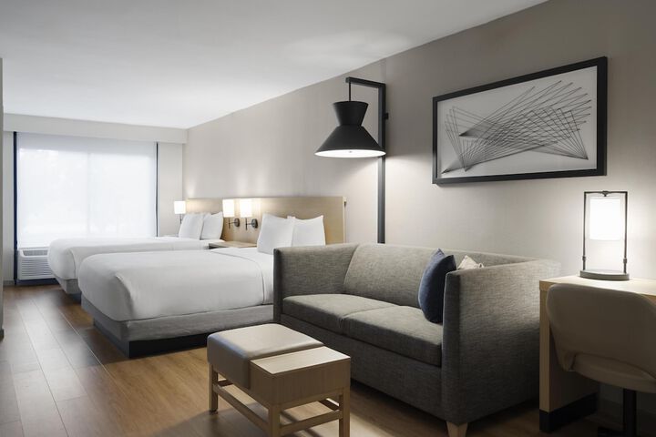 Hyatt Place Roanoke Airport / Valley View Mall