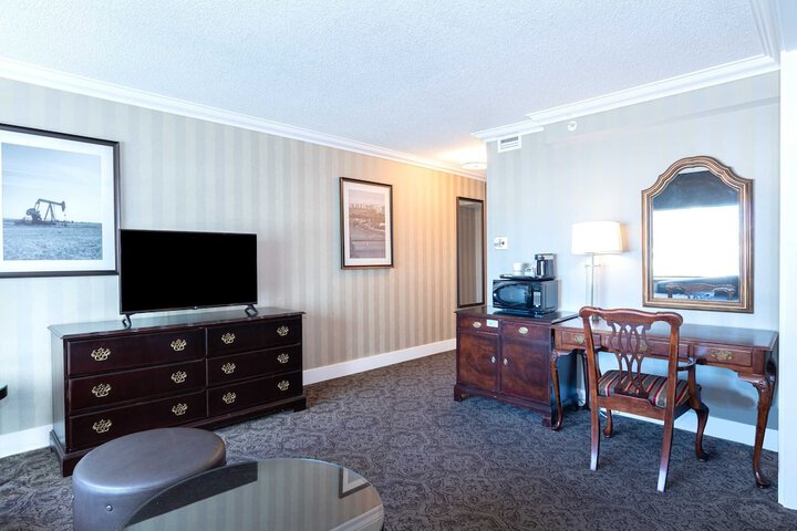 Sandman Signature Edmonton Downtown Hotel
