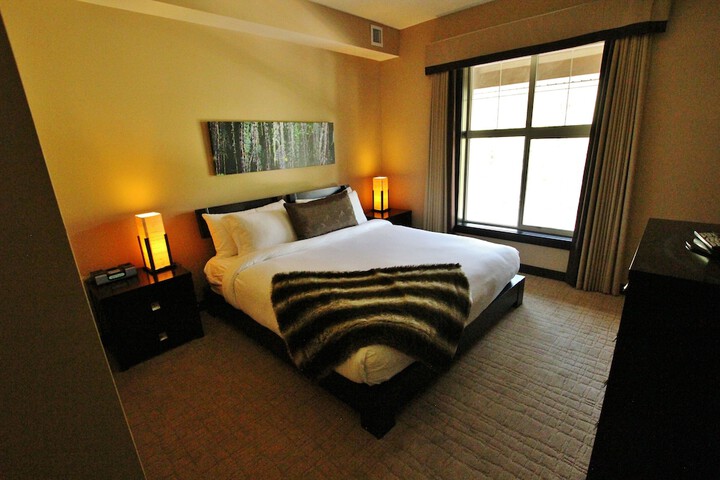 Room 32 of 44