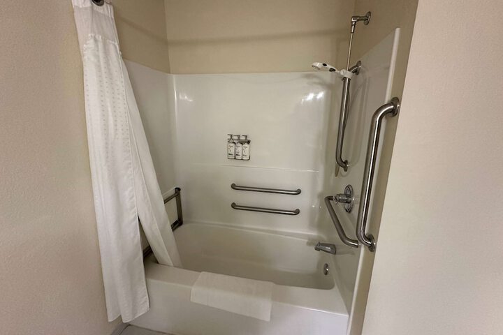 Room 51 of 51