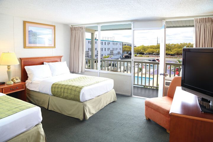 Room 21 of 32