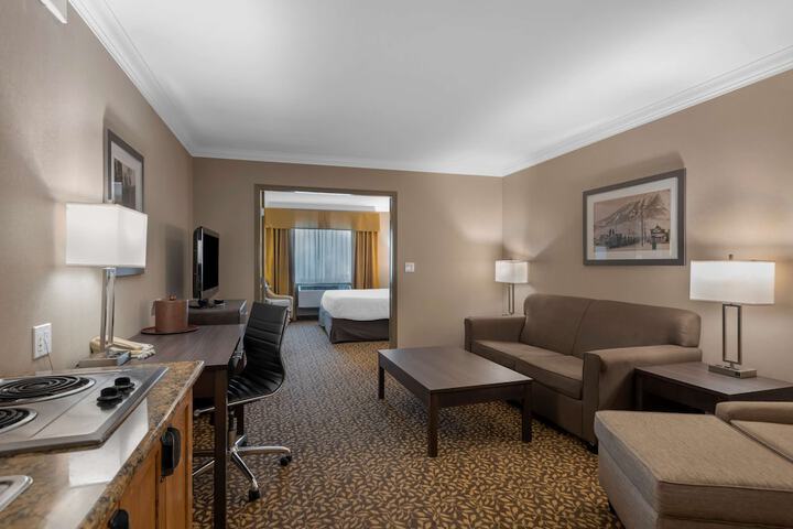 Room 11 of 31