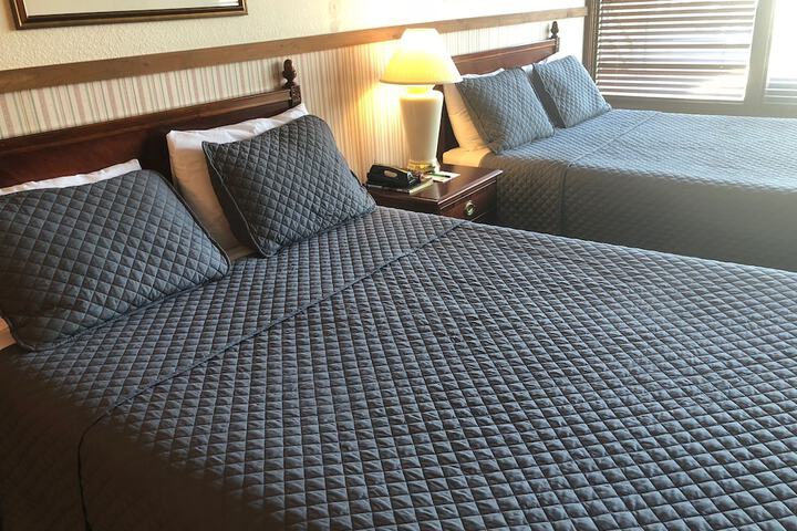 Timber Lodge Inn