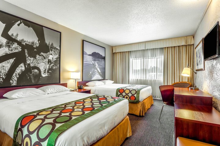 Room 4 of 35