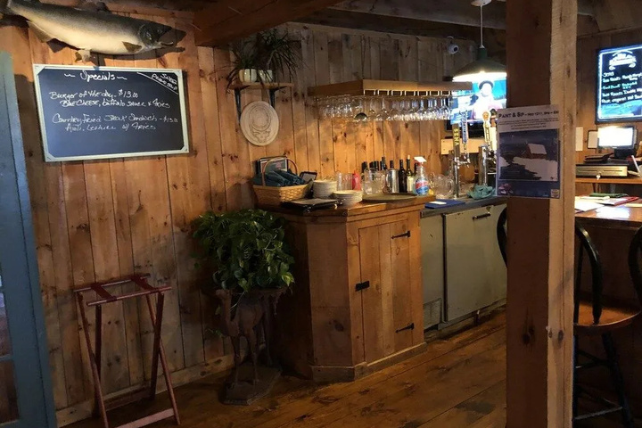 Fiddlehead Inn