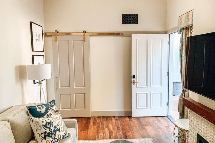 Room 60 of 100