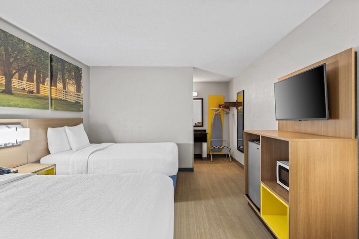 Days Inn by Wyndham Chattanooga / Hamilton Place