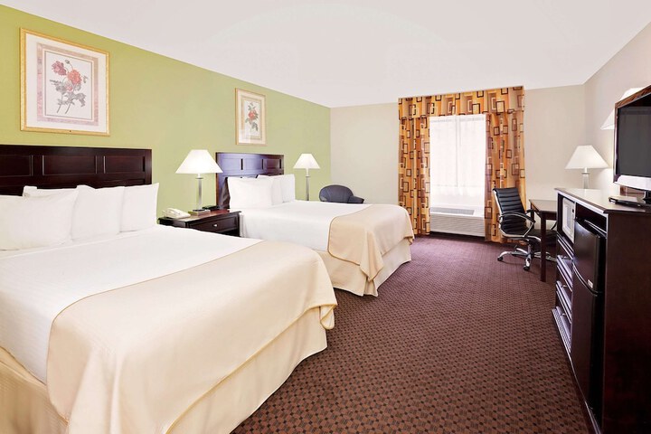 Room 20 of 33