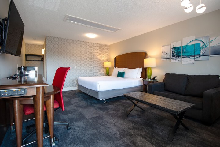 Room 13 of 34