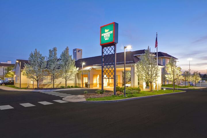 Hotel 3 of 62
