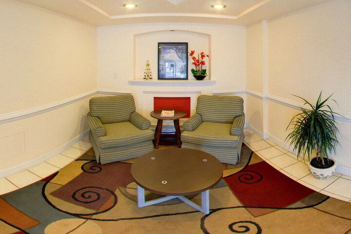 Hotel Interior 8 of 22