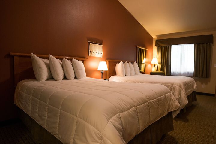Room 169 of 191