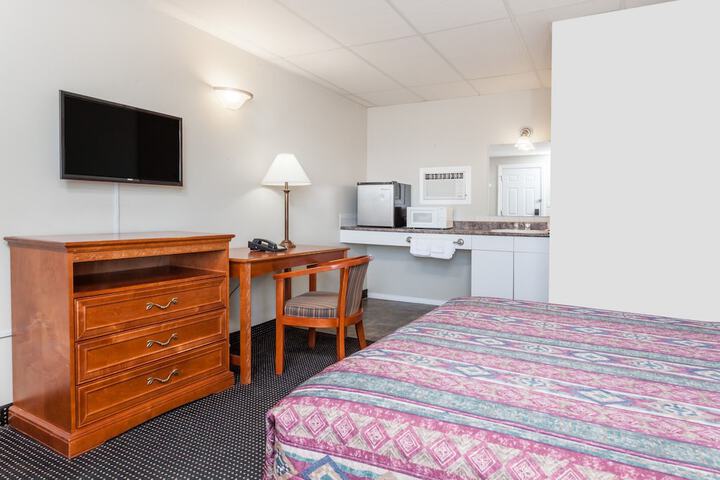 Room 17 of 41