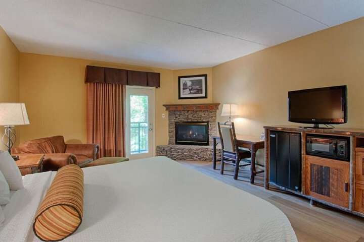 Room 14 of 42