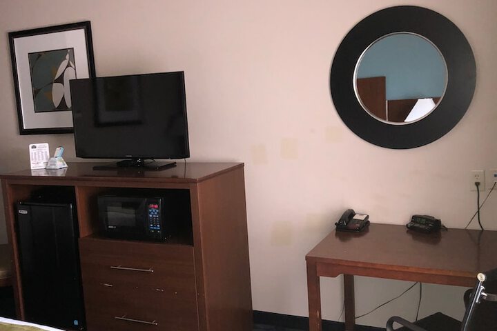 Room 28 of 54
