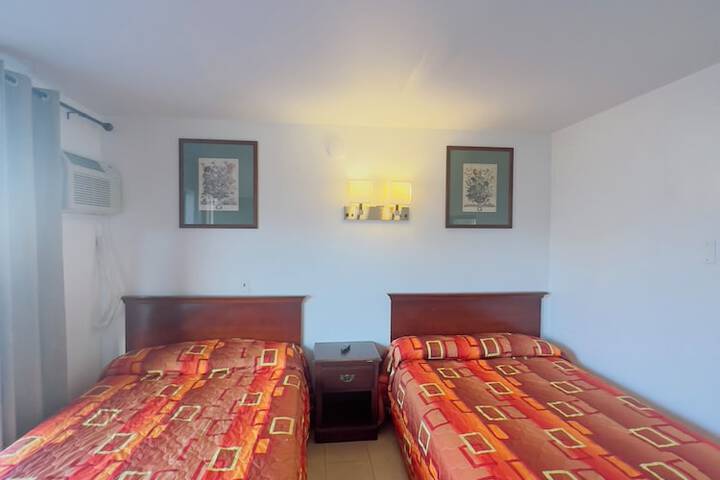Room 27 of 41