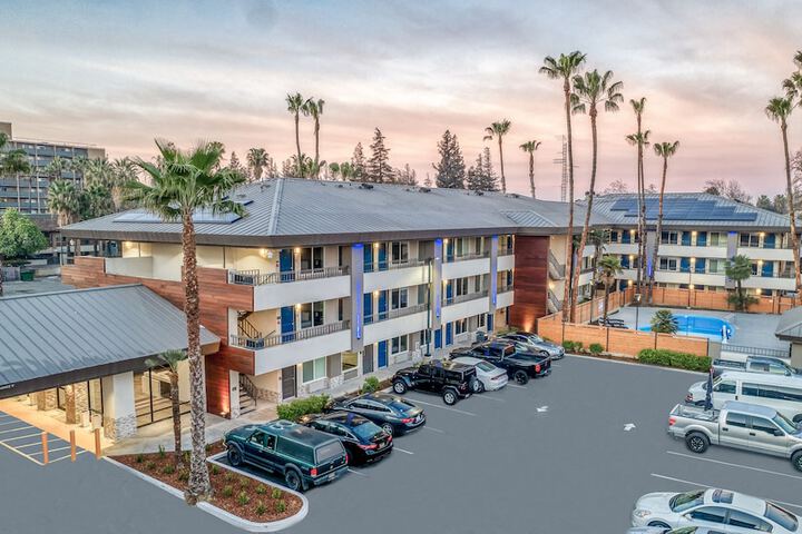 Studio 6 Suites – Stockton CA – Waterfront