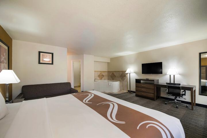 Quality Inn & Suites Lufkin