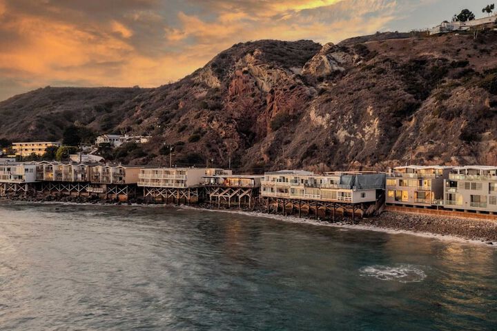Matador by Avantstay Ocean Front Malibu Pad w / Rooftop Patio