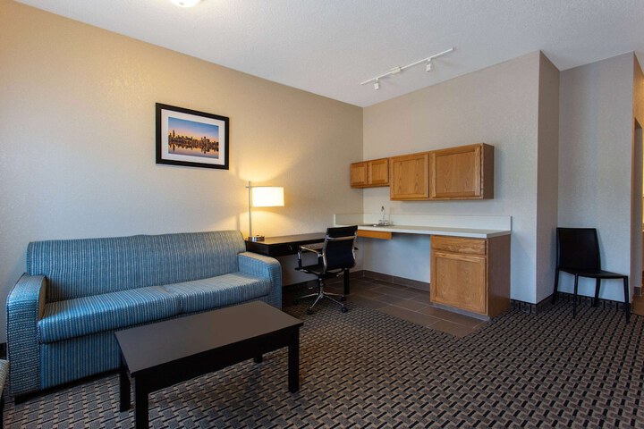Room 34 of 49