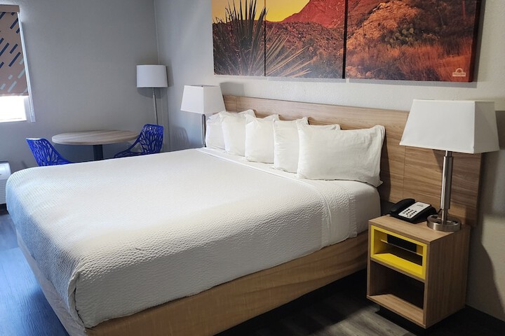 Room 121 of 143