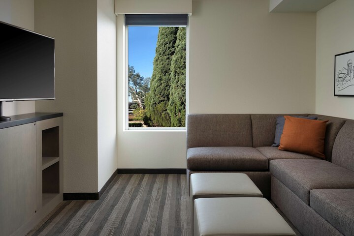 Hyatt House San Jose Airport
