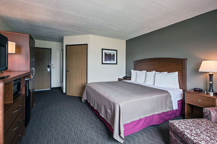 Room 20 of 28