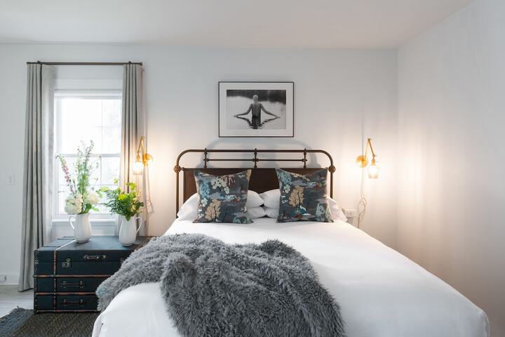 Room 3 of 40
