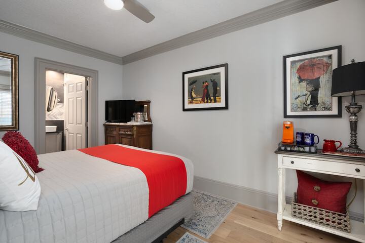 Room 72 of 105