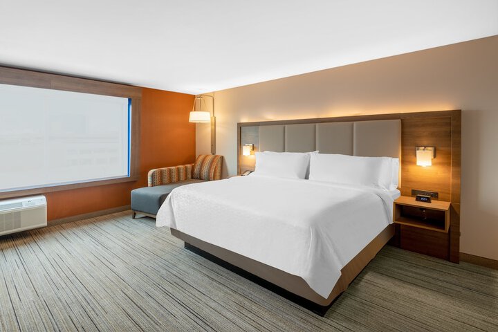 Room 78 of 148