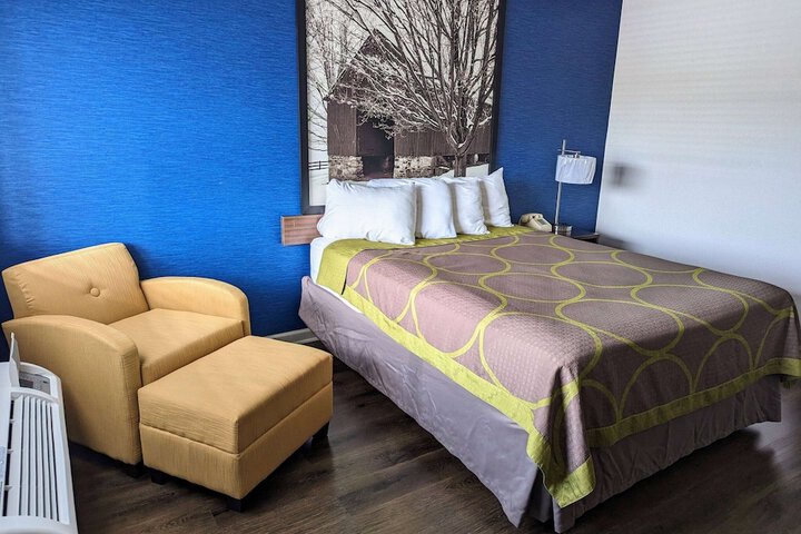 Room 7 of 31