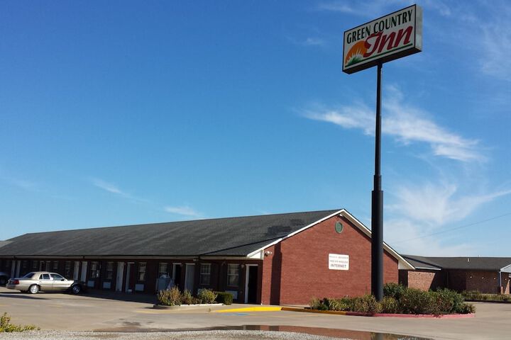 Green Country Inn