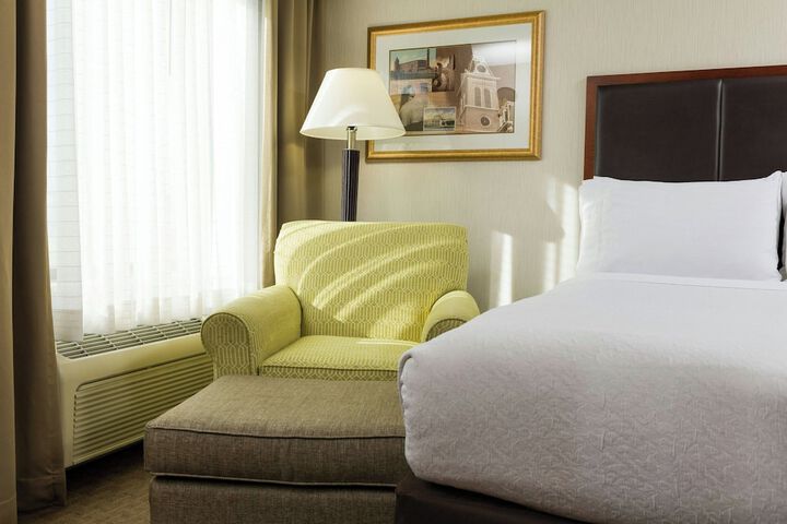Holiday Inn Manchester Airport by IHG