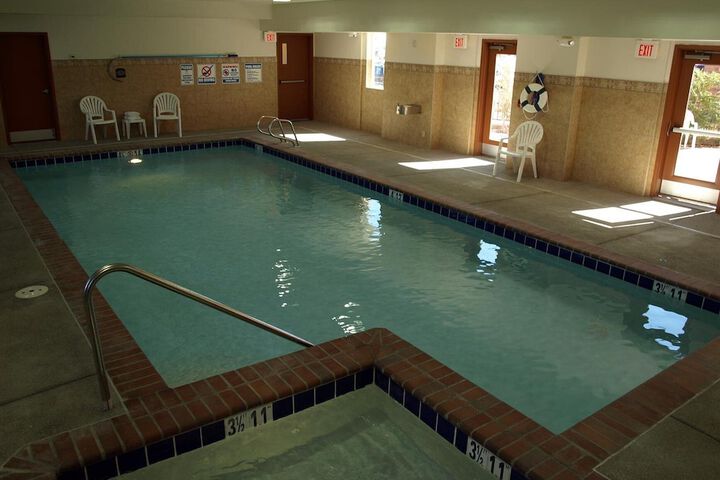 Pool 3 of 14