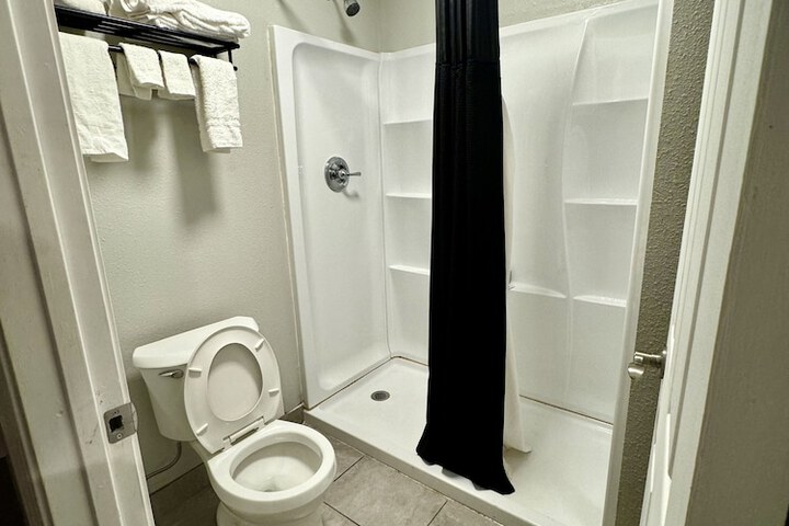 Room 42 of 44