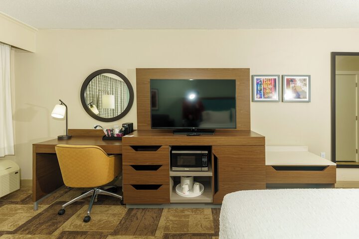 Hampton Inn Hutchinson