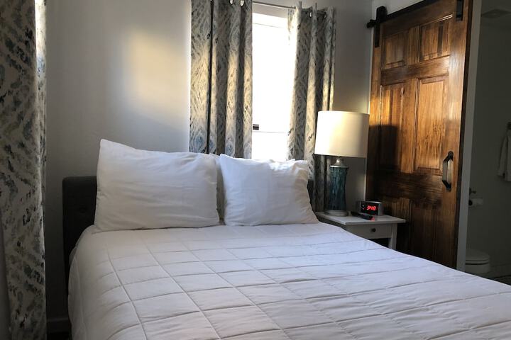 Room 122 of 162