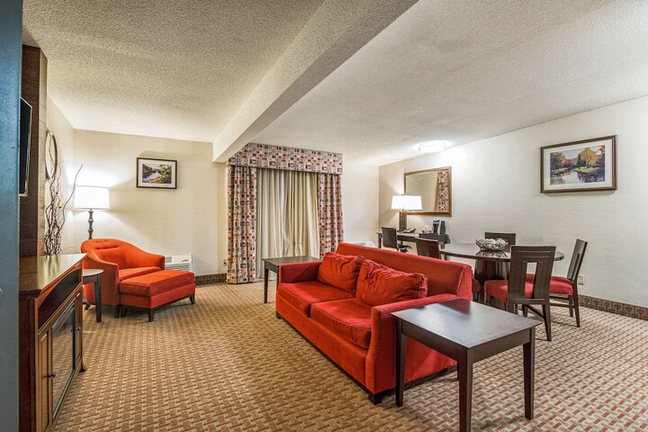Room 42 of 82