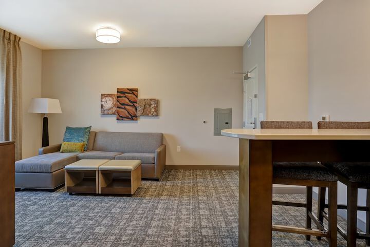 Staybridge Suites Overland Park - Kansas City S by IHG