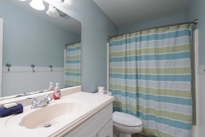 Room 13 of 26