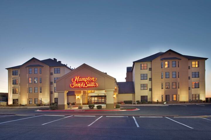 Hotel 2 of 71